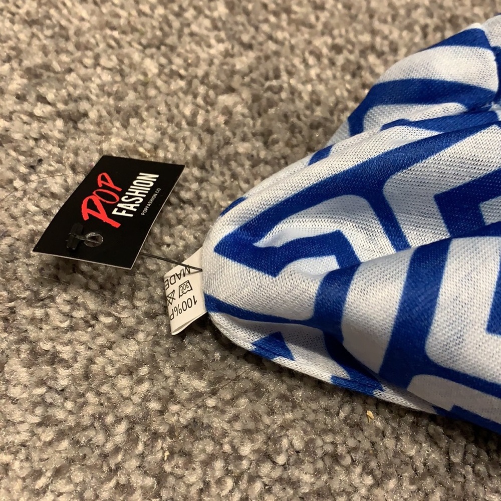 Infinity scarf with pocket - Picture 5 of 5